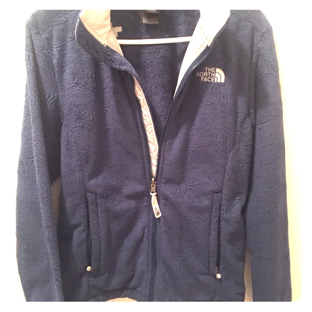 Women’s medium north face zip up